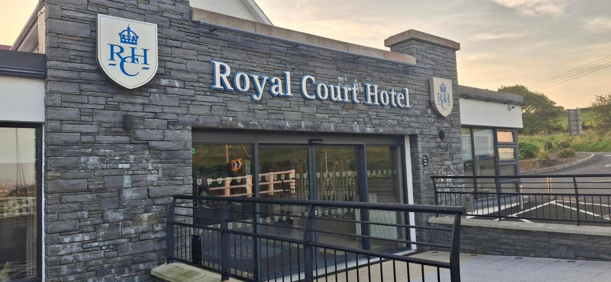 Royal Court Hotel 포트러시 외부 사진