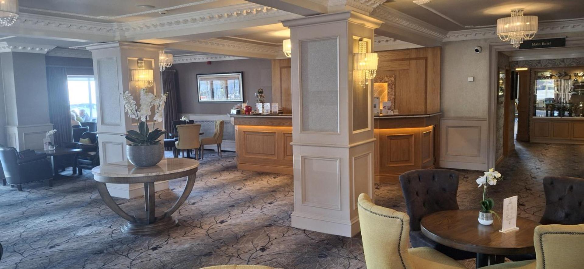 Royal Court Hotel 포트러시 외부 사진